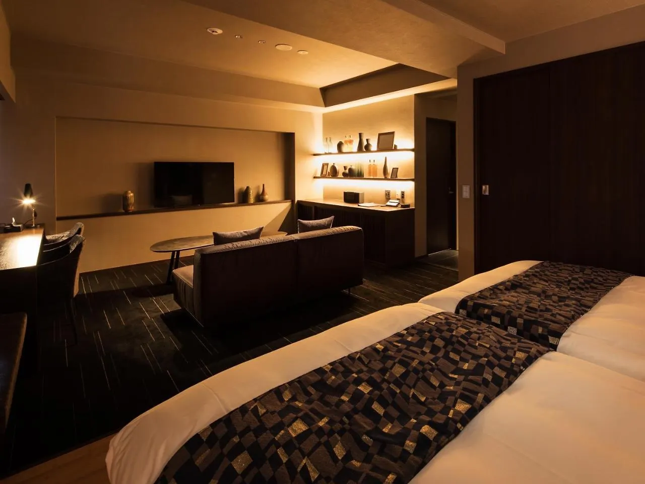 Barhotel Hakone Kazan 4*,  Japan